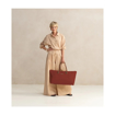 Obrázek z Střední cestovní taška SUITSUIT® Fab Seventies Red Ochre - červená - 42 L 